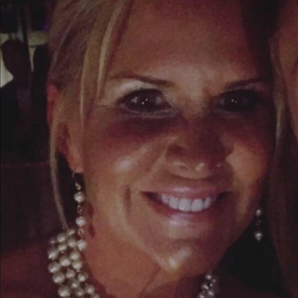 Meet your Posher, Caroline